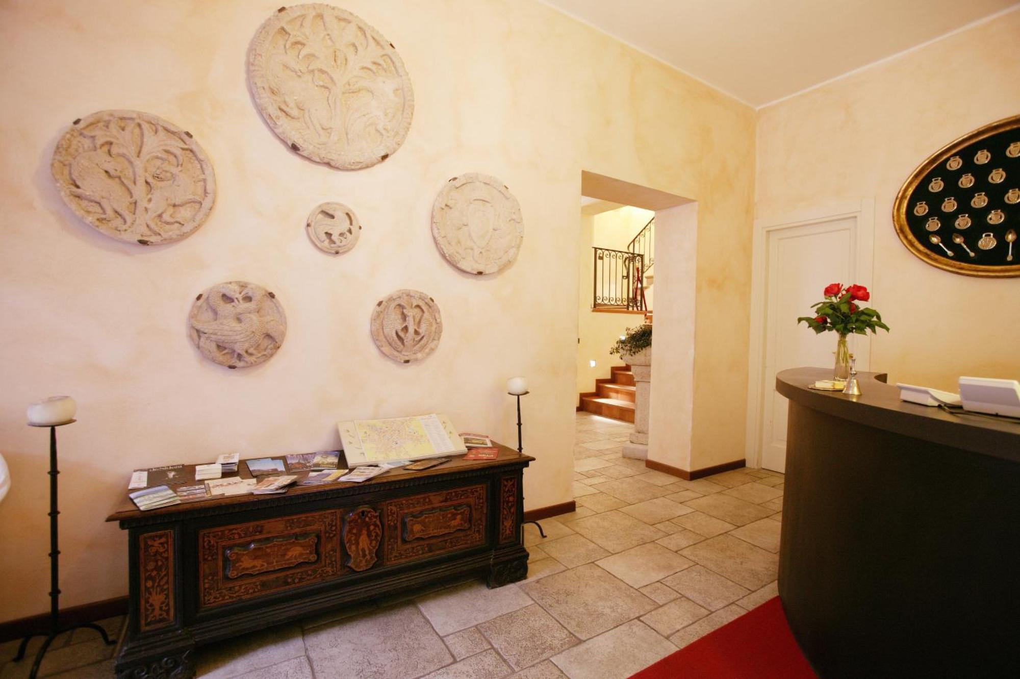 La Valletta Relais Bergamo Buitenkant foto